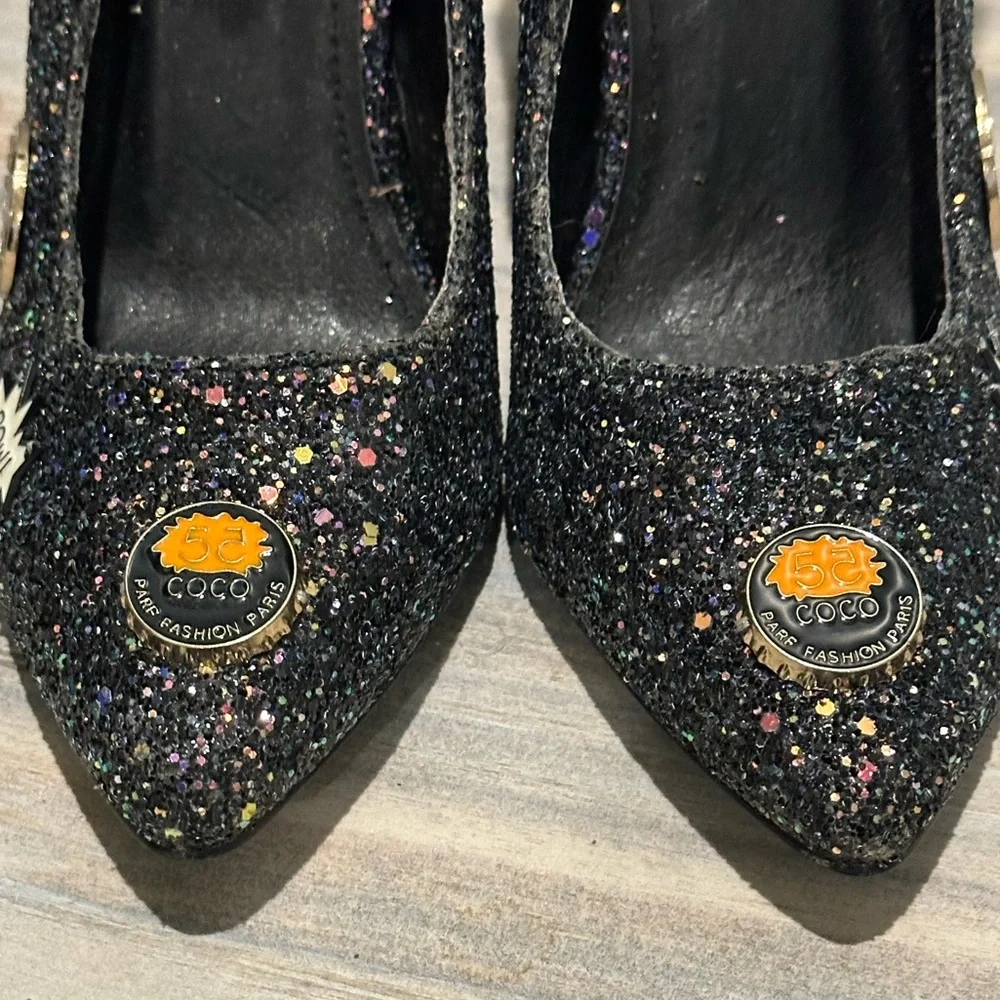 Cape Robbin Ella Black Glitter sparkling pin pumps. Size 10M